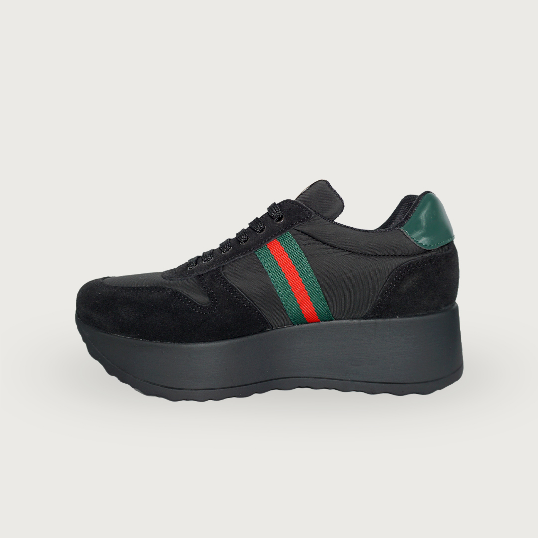 Zapatillas negras con adorno italiano Painos Blacky Italianoir con plataforma de 5 cm